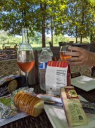 Wine picnic at Septenary 20200718